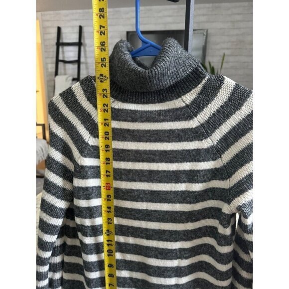 Loft Gray White Striped Stitchy Turtleneck Sweater Long sleeve Womens Size M - Picture 5 of 6